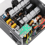 نمای از برد و خازن های پاور اوست AWEST AV350-BW