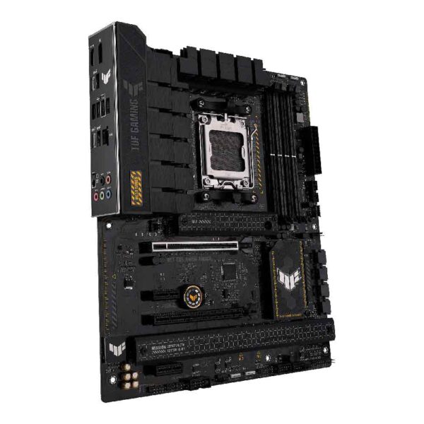 نمای دور مادربرد ایسوس ASUS TUF GAMING B650-PLUS