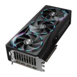 روی کارت گرافیک گیگابایت AORUS RTX 5070 MASTER 12G