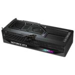 نمای پشت کارت گرافیک گیگابایت AORUS RTX 5070 MASTER 12G