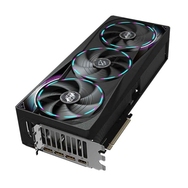 روی کارت گرافیک گیگابایت AORUS RTX 5080 MASTER 16G