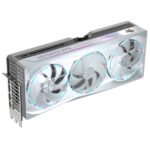 جلوی کارت گرافیک گیگابایت AORUS RTX 5090 MASTER ICE 32G